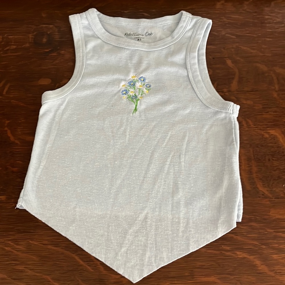 cute cropped tank top with triangle front
